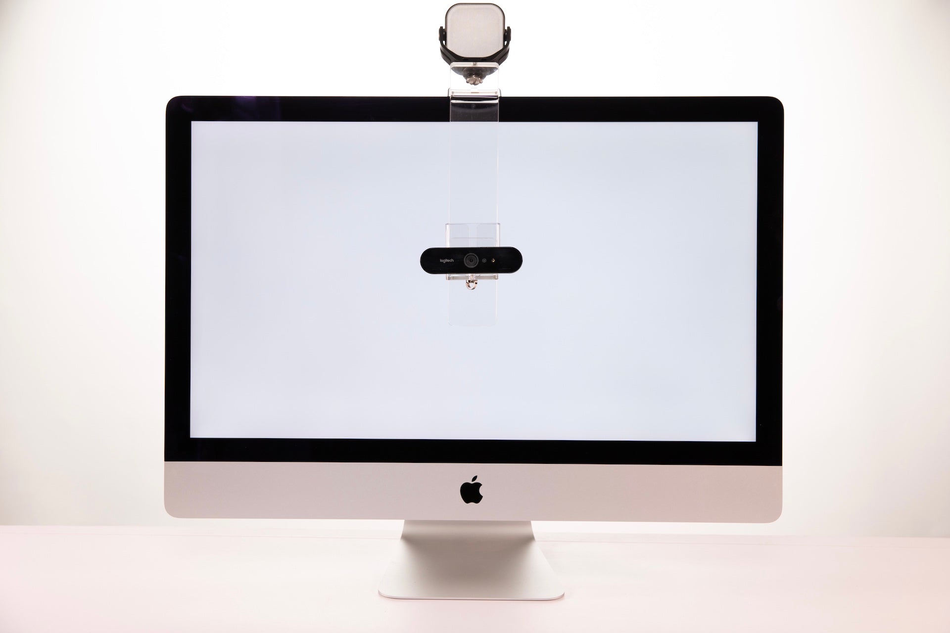 PlexiCam Road Warrior Pro with Logitech Brio on 27 inch Apple iMac